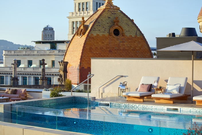Fotografía de la terraza del hotel Me Barcelona
